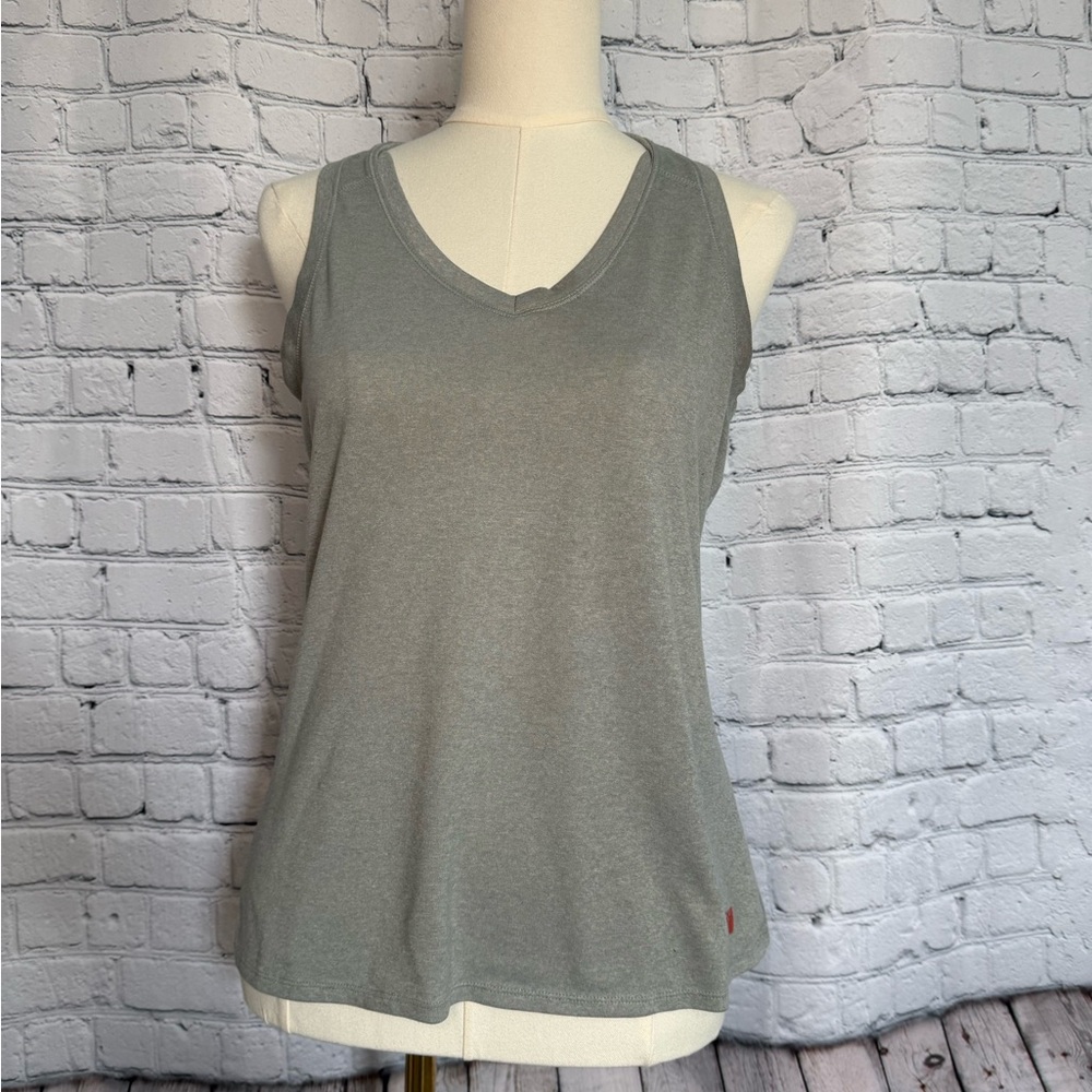 The North Face Women's Light Gray V-Neck Athletic Tank Top size medium